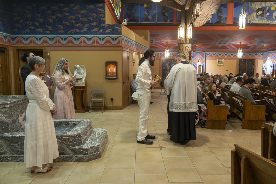 2026-StMary-EasterVigil (153 of 215).jpg